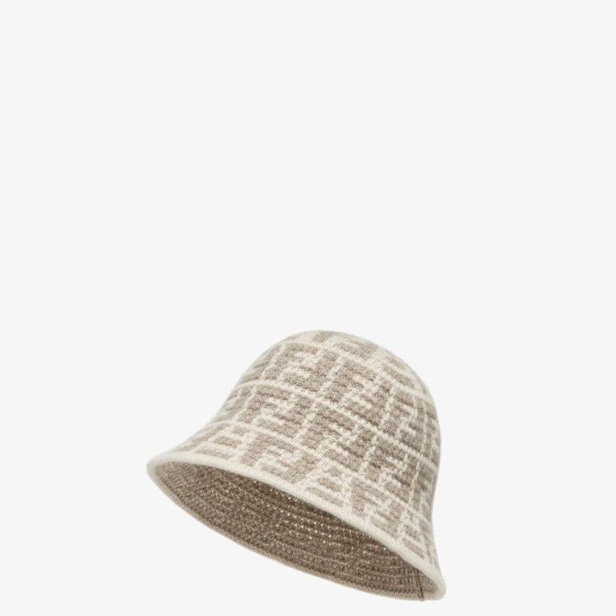 Donna Fendi Cappelli E Guanti | Cloche In Cashmere Tortora