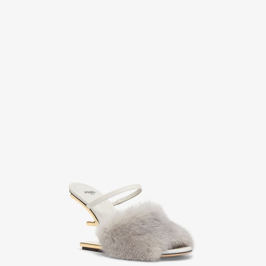 Donna Fendi Slides E Sandali | Sandalo Tacco Alto In Visone Grigio Chiaro