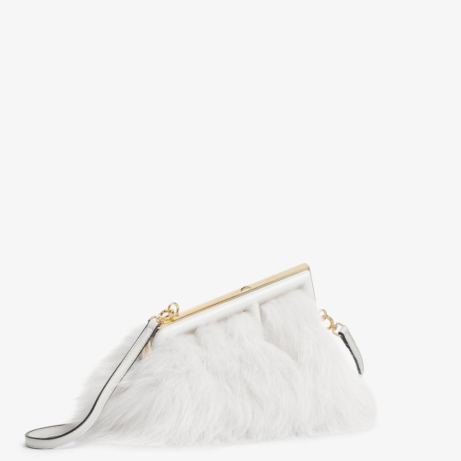 Donna Fendi Clutch E Pochette | Borsa In Volpe Bianca