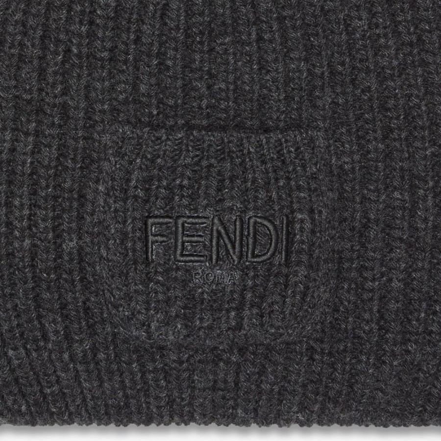 Uomo Fendi Cappelli E Guanti | Cappello In Lana Grigia