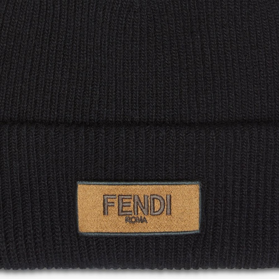 Uomo Fendi Cappelli E Guanti | Cappello In Lana Nera