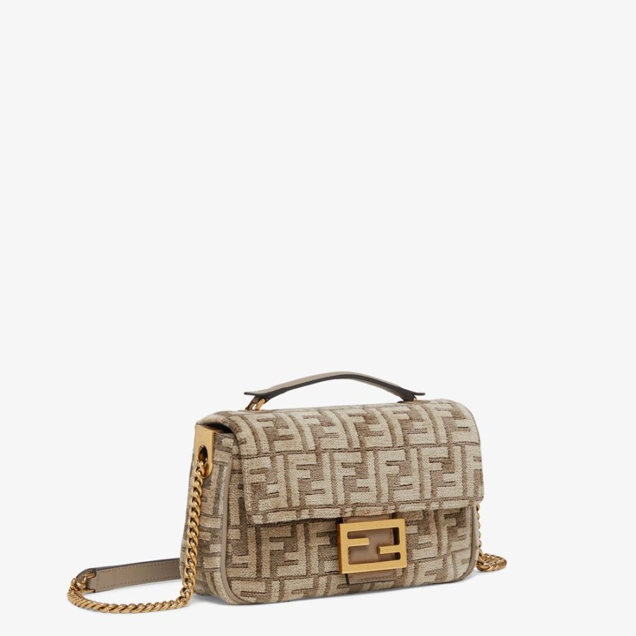 Donna Fendi Borse A Spalla E Tracolle | Borsa In Tessuto Tapestry Tortora Con Motivo Ff