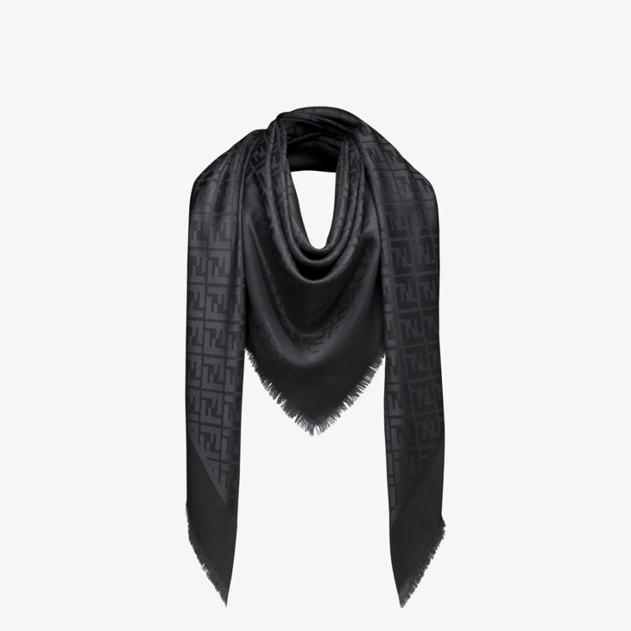 Donna Fendi Sciarpe E Poncho | Scialle In Lurex Nero